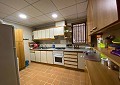  Landhaus in Sax mit 28.000m2 Grundstück in Spanish Fincas