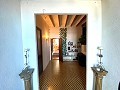 Groot mooi huis in een gehucht in Yecla in Spanish Fincas