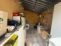 Villa de 4 dormitorios y 2 baños y casa de madera de 4 dormitorios y 2 baños en venta en La Romana. in Spanish Fincas