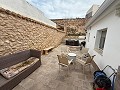 Schönes renoviertes Stadthaus mit 4 Schlafzimmern und 2 Bädern in Pinoso in Spanish Fincas