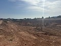 Joli terrain à distance de marche de la ville. in Spanish Fincas
