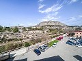 Gran Proyecto de Reforma con Opción de Comercio y 2 Apartamentos in Spanish Fincas