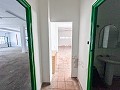 Gran Proyecto de Reforma con Opción de Comercio y 2 Apartamentos in Spanish Fincas