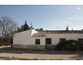 Landhaus mit 2 Schlafzimmern und 1 Bad zu verkaufen in Lel, Pinoso. in Spanish Fincas