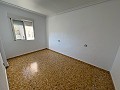 Lovely prime location reformed apartment in Petrer in Spanish Fincas