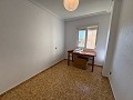 Lovely prime location reformed apartment in Petrer in Spanish Fincas