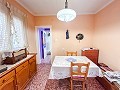 Gezellig landhuis met zwembad in Sax in Spanish Fincas
