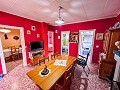 Gezellig landhuis met zwembad in Sax in Spanish Fincas