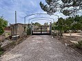 Gezellig landhuis met zwembad in Sax in Spanish Fincas