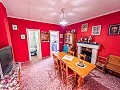 Gezellig landhuis met zwembad in Sax in Spanish Fincas