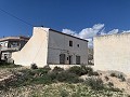 4-slaapkamerwoning met ruimte voor een zwembad in Spanish Fincas
