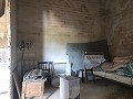 4-slaapkamerwoning met ruimte voor een zwembad in Spanish Fincas