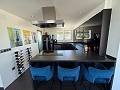 Moderne villa met 5 slaapkamers in Sax, Alicante in Spanish Fincas