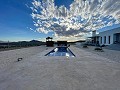 Moderne villa met 5 slaapkamers in Sax, Alicante in Spanish Fincas