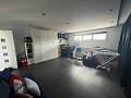 Moderne villa met 5 slaapkamers in Sax, Alicante in Spanish Fincas