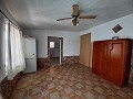 Lovely 5 bed 1 Bath Villa near the Town of Sax in Spanish Fincas