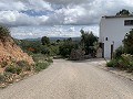 Superbe maison de campagne avec 4 chambres et terrain de 20 000 m2 in Spanish Fincas