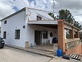 Superbe maison de campagne avec 4 chambres et terrain de 20 000 m2 in Spanish Fincas
