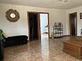 Superbe maison de campagne avec 4 chambres et terrain de 20 000 m2 in Spanish Fincas