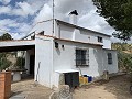 Superbe maison de campagne avec 4 chambres et terrain de 20 000 m2 in Spanish Fincas