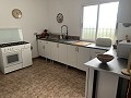Superbe maison de campagne avec 4 chambres et terrain de 20 000 m2 in Spanish Fincas