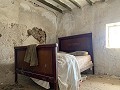Maison à rénover avec 3 chambres et espace pour piscine in Spanish Fincas