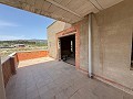 Schitterende, 70% afgewerkte nieuwbouwvilla met 7 slaapkamers en 4 badkamers te koop in Salinas. in Spanish Fincas