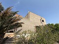 Schitterende, 70% afgewerkte nieuwbouwvilla met 7 slaapkamers en 4 badkamers te koop in Salinas. in Spanish Fincas