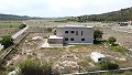 Schitterende, 70% afgewerkte nieuwbouwvilla met 7 slaapkamers en 4 badkamers te koop in Salinas. in Spanish Fincas