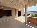 Schitterende, 70% afgewerkte nieuwbouwvilla met 7 slaapkamers en 4 badkamers te koop in Salinas. in Spanish Fincas