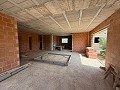 Schitterende, 70% afgewerkte nieuwbouwvilla met 7 slaapkamers en 4 badkamers te koop in Salinas. in Spanish Fincas