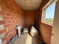 Schitterende, 70% afgewerkte nieuwbouwvilla met 7 slaapkamers en 4 badkamers te koop in Salinas. in Spanish Fincas