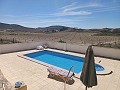 Schönes Landhaus mit 3 Schlafzimmern und 1 Bad in Torre del Rico. in Spanish Fincas