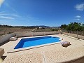 Schönes Landhaus mit 3 Schlafzimmern und 1 Bad in Torre del Rico. in Spanish Fincas
