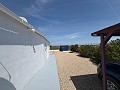 Instapklare moderne villa met 5 slaapkamers in Sax, Alicante met zwembad in Spanish Fincas