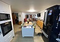 Prachtige traditionele villa met 5 slaapkamers en 2 badkamers op 140.000 m2 bos in Sax in Spanish Fincas