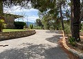 Prachtige traditionele villa met 5 slaapkamers en 2 badkamers op 140.000 m2 bos in Sax in Spanish Fincas