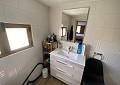 Casa de campo de 3 dormitorios con un apartamento anexo de 2 dormitorios más un estudio de 1 dormitorio en Sax. in Spanish Fincas