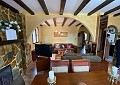 Hermosa finca en Sax, 2 dormitorios, 1 baño con potencial para mucho más. in Spanish Fincas