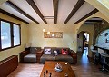 Hermosa finca en Sax, 2 dormitorios, 1 baño con potencial para mucho más. in Spanish Fincas