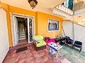 Charmante maison jumelée de deux étages à Cox, Alicante in Spanish Fincas
