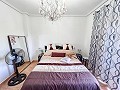Charmante maison jumelée de deux étages à Cox, Alicante in Spanish Fincas