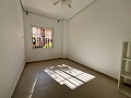 Apartamento de 2 dormitorios en Torrevieja in Spanish Fincas