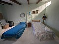 Gran oportunidad de casa de campo en las afueras de Pinoso in Spanish Fincas