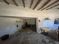 Gran oportunidad de casa de campo en las afueras de Pinoso in Spanish Fincas