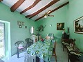 Gran oportunidad de casa de campo en las afueras de Pinoso in Spanish Fincas