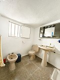 Ruime grotwoning van 230 m² met bergzicht nabij Pinoso in Spanish Fincas