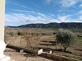 Cozy 4-Bedroom Country Home with Stunning Views and Paved Access, 11 km from Yecla in Spanish Fincas