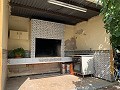 Villa mit privatem Pool, 3 Schlafzimmern, separater Garage und Olivenbäumen in Spanish Fincas
