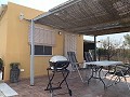 Villa mit privatem Pool, 3 Schlafzimmern, separater Garage und Olivenbäumen in Spanish Fincas